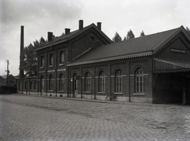 Leuze-Longchamps - SNCB Z03517A (1).jpg